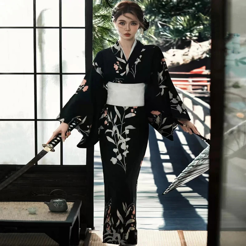 Black Japanese Kimono Gothic A - Asian Cosplay Anime review and price