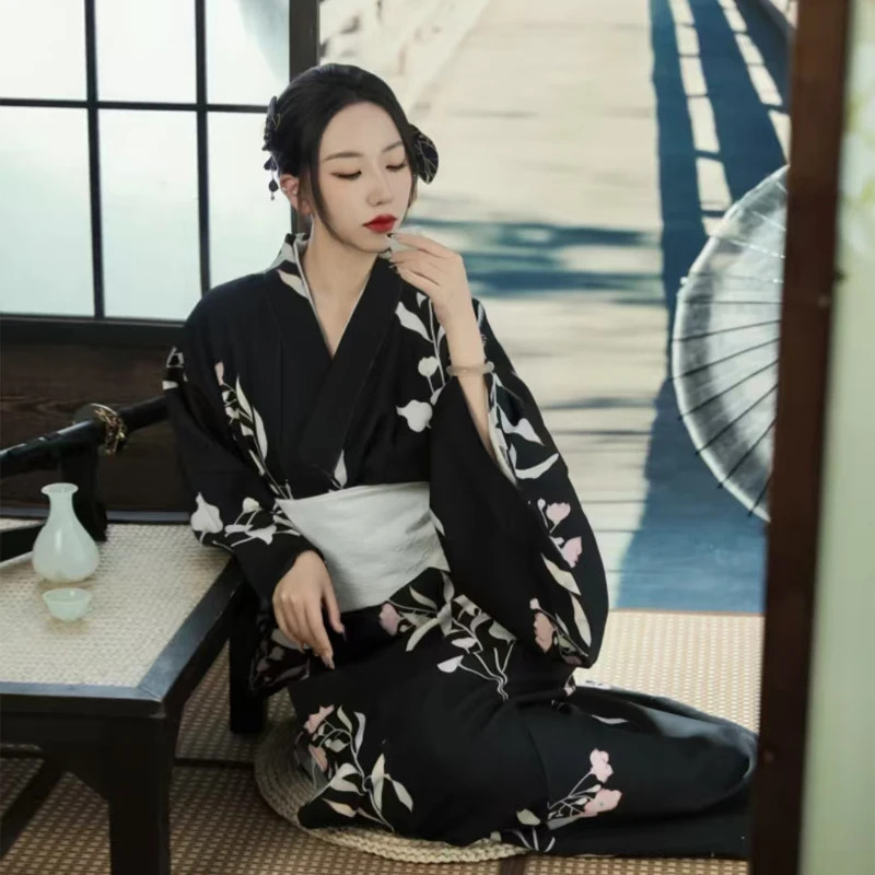 Black Japanese Kimono Gothic A - Asian Cosplay Anime review and price