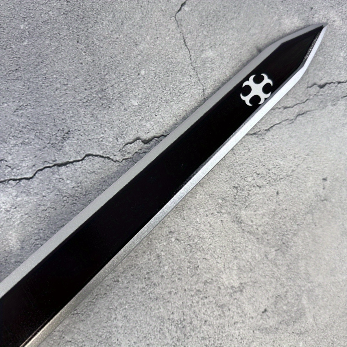 108cm Kirigaya Kazuto Katana S - Black Clover Grimoire review and price